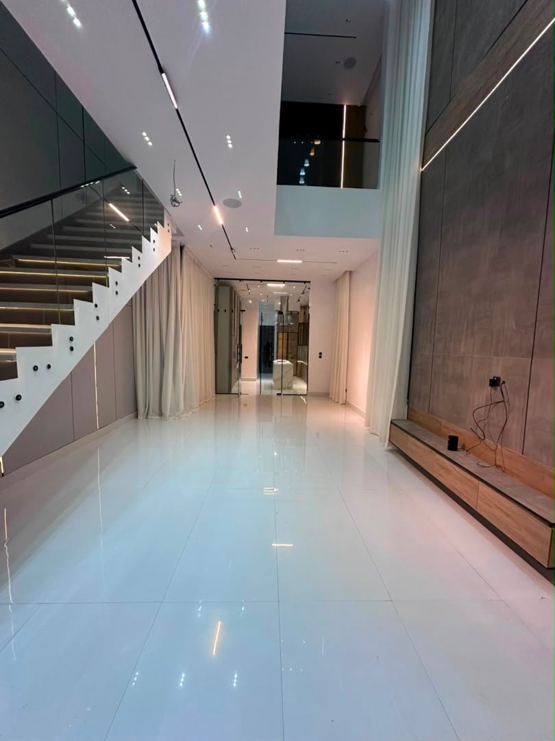 5-Bedroom House – Ikota Villa Estate